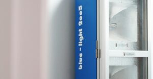 Treating-Psoriasis-and-Eczema-with-Blue-Light-What-You-Should-Know-blue-light-treatment-laplace-dermatologist-laplace