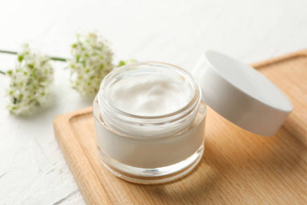 The Best Ingredients to Look for in a Moisturizer for Allergic Skin - dermatologist in laplace